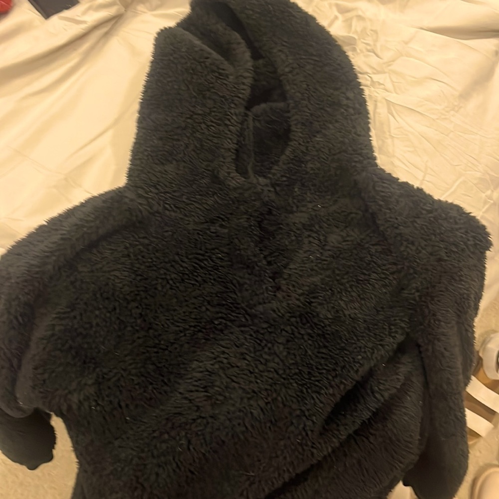 Black fuzzy sweatshirt